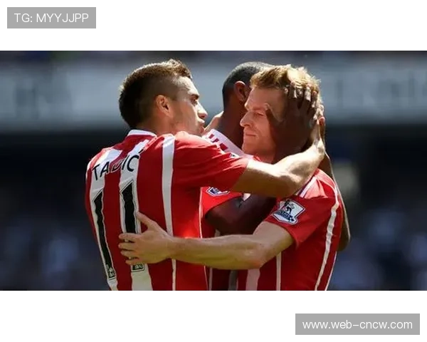 沃特金斯-罗杰斯-迪亚比,维拉反击三叉戟威力初显 沃特金斯-罗杰斯-迪亚比,维拉反击三叉戟威力初显